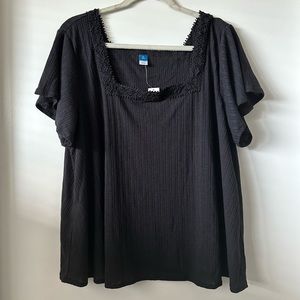 NWT 🏷️ Old Navy Crochet Trim Blouse Size XL Tall